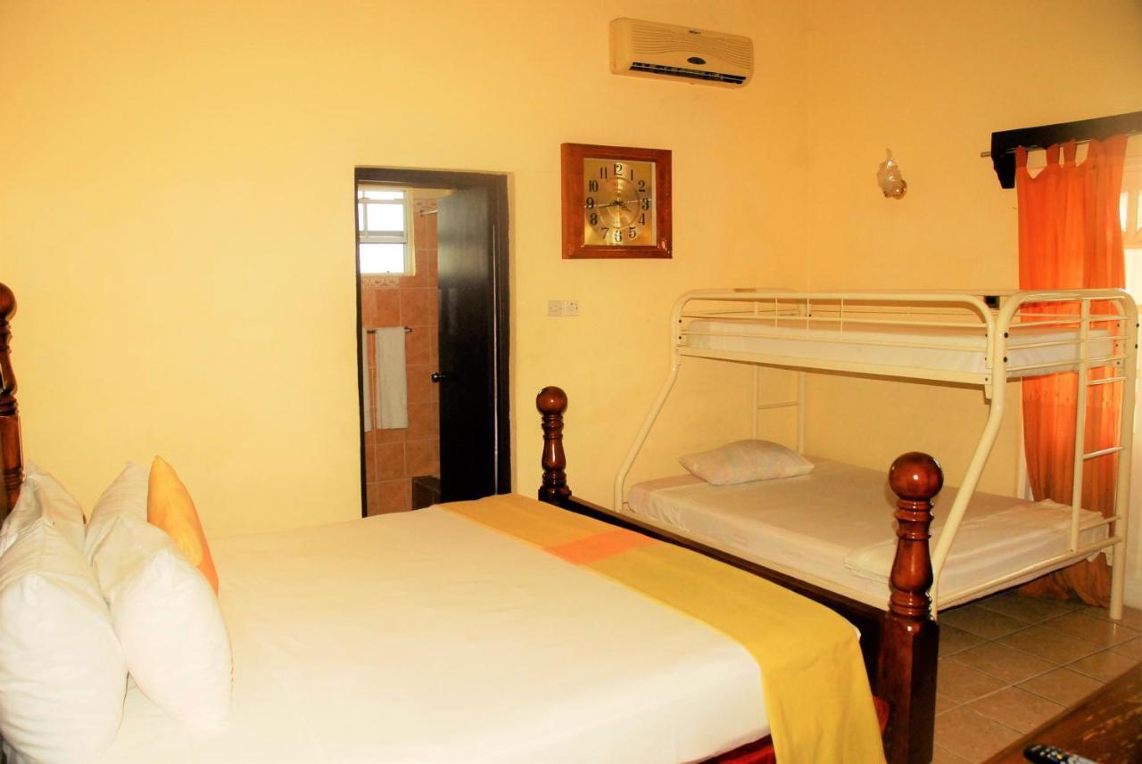 Rich View Hotel Kingstown Exterior photo